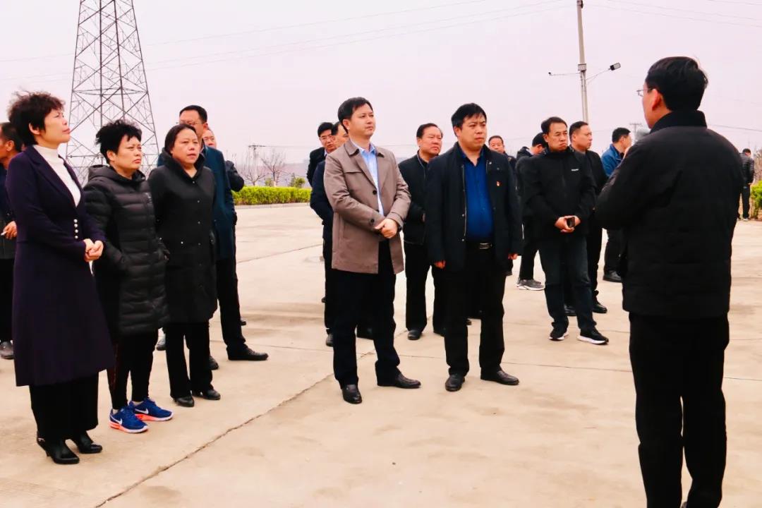 义马市党政考察团到新安参观考察沟域经济发展工作
