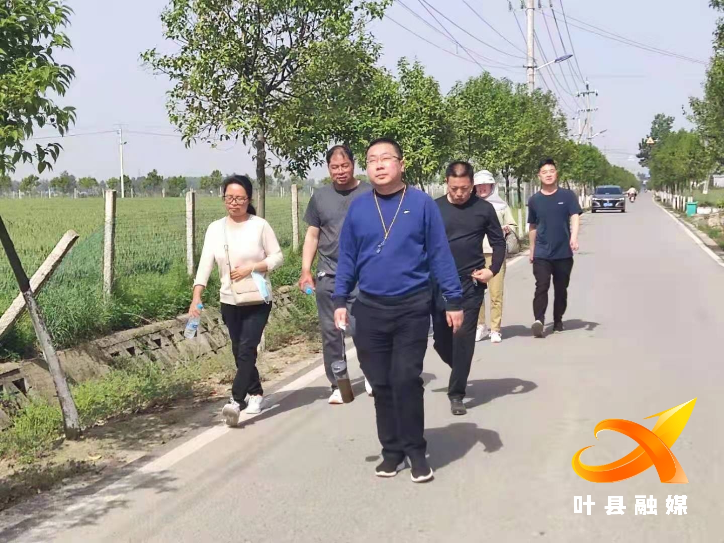 叶县夏李乡举办迎五一机关职工健步走暨快乐包饺子活动