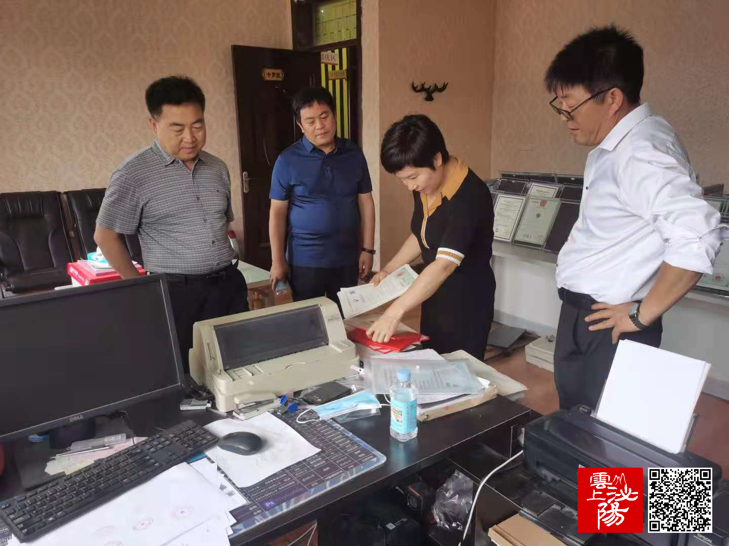 泌阳县副县长刘广华就万人助万企活动深入企业实地调研