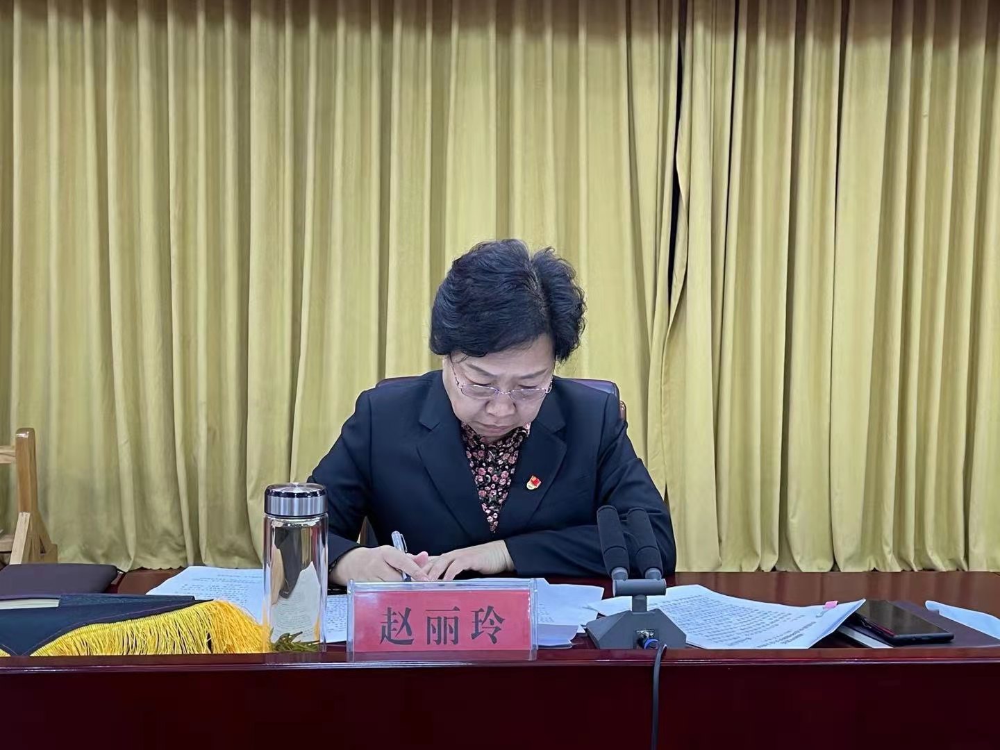 3月10号上午,范县召开生态环境保护大会,县长赵丽玲,县人大常委会副