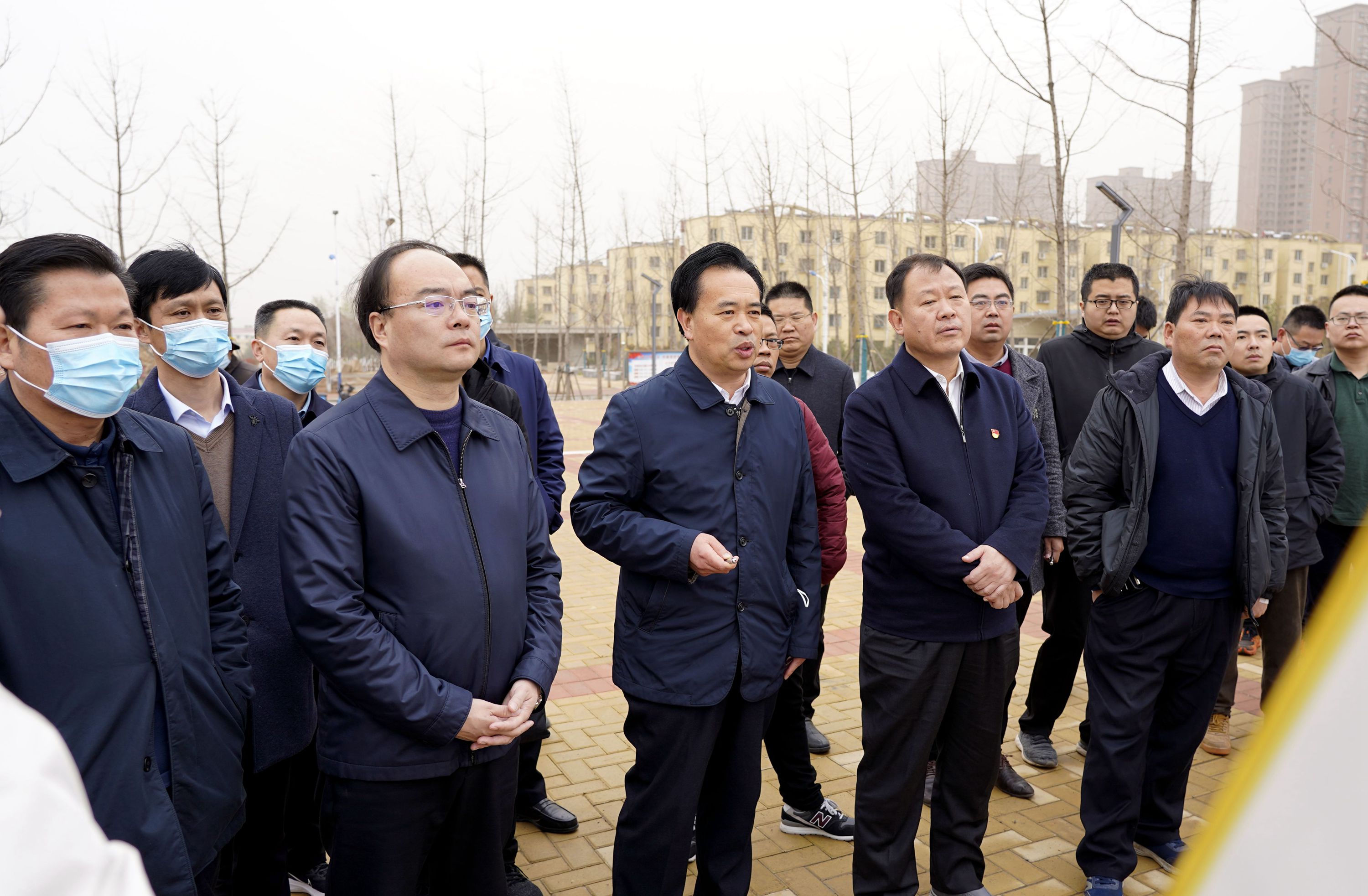 义马市领导调研城市建设工作