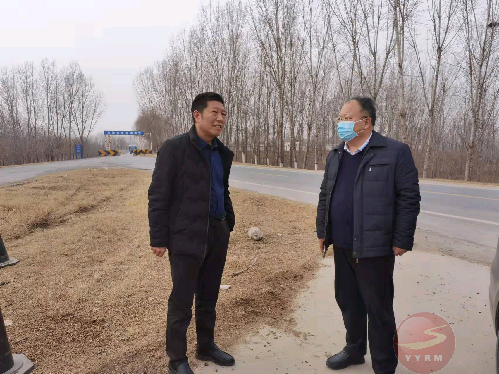 原阳县委常委宣传部部长副县长王东发到黄河大堤实地调研金堤长廊景观